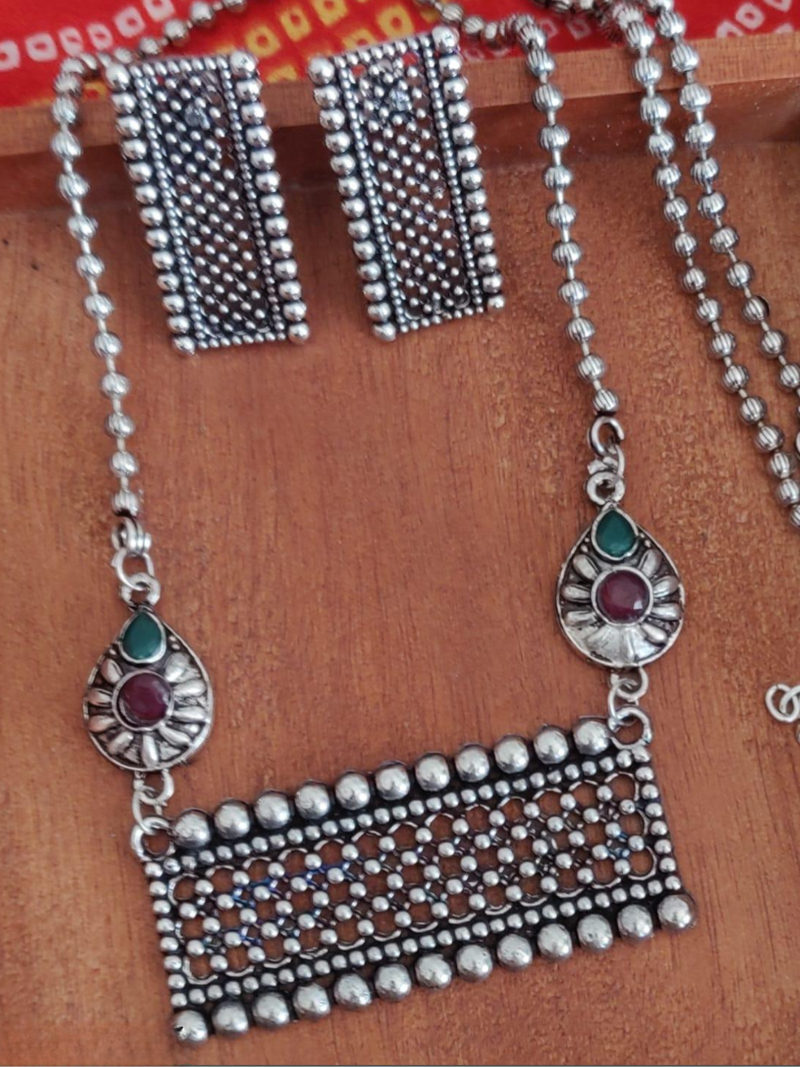Trendy Long Oxidised Chain Necklace with Earrings