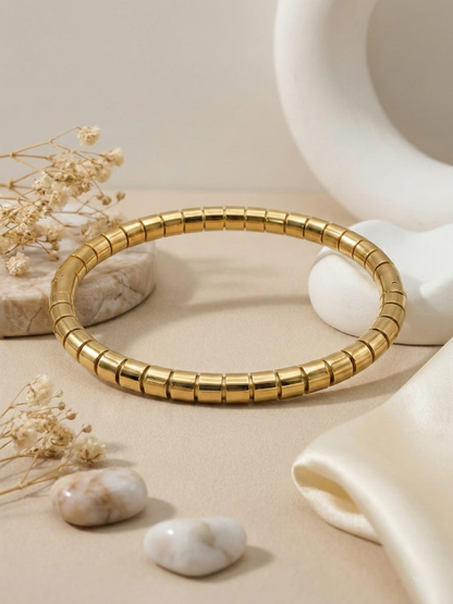 Buy Trendy Yellow Gold Polished Link Bracelet Online