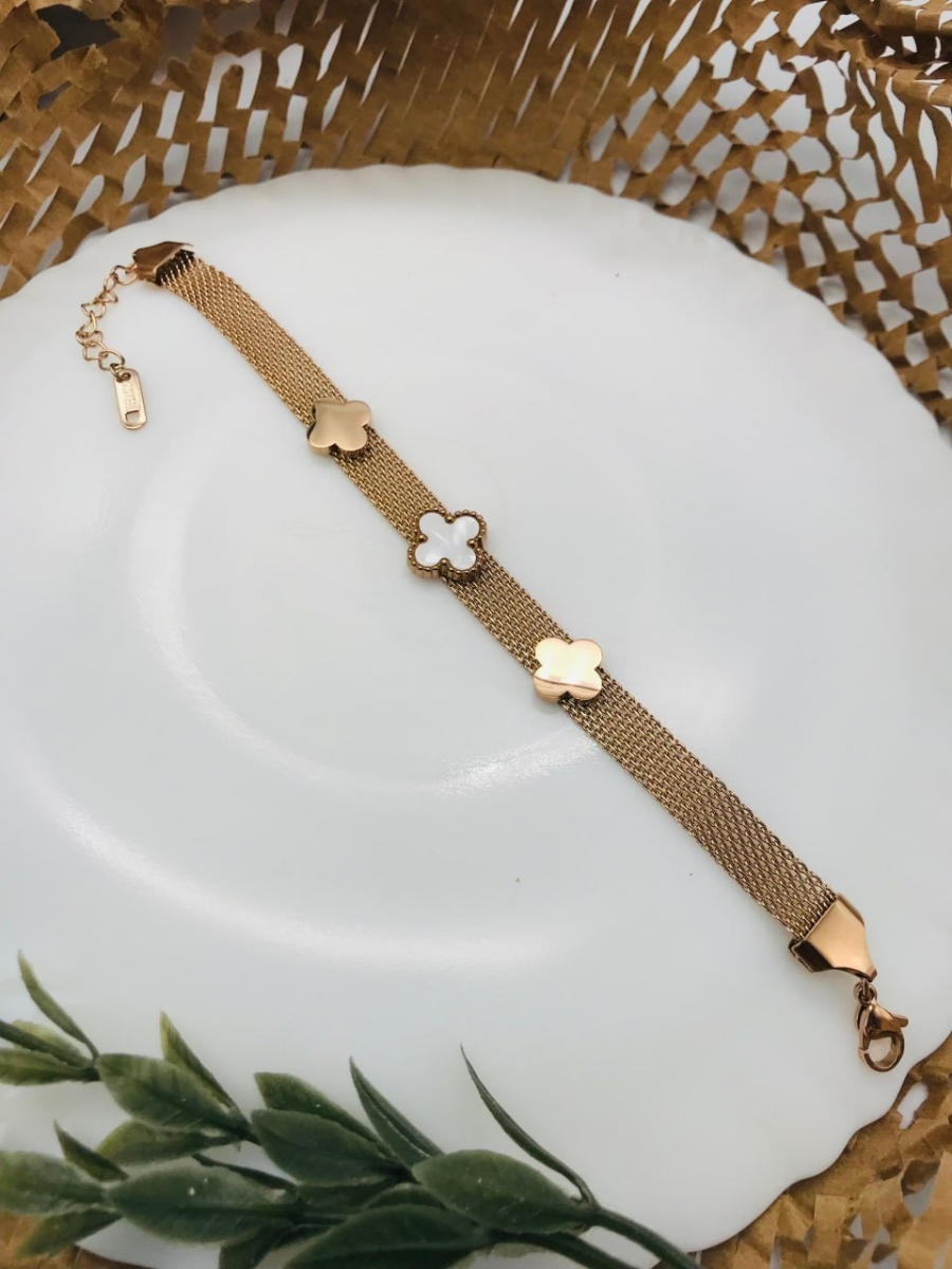 White Enamelled Clover Charms Thick Chain Rose Gold Bracelet