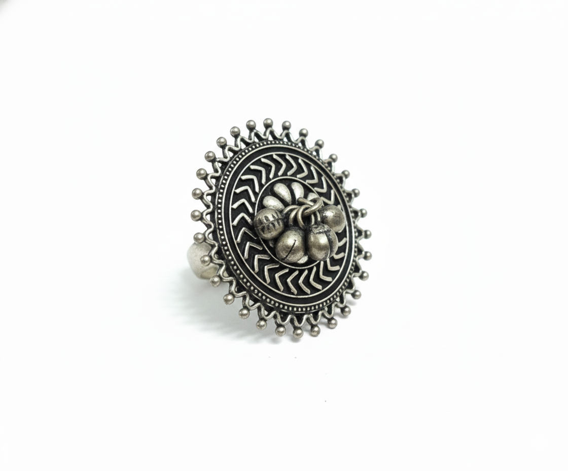 Small Gungroo Style Oxidised Silver Finger Ring